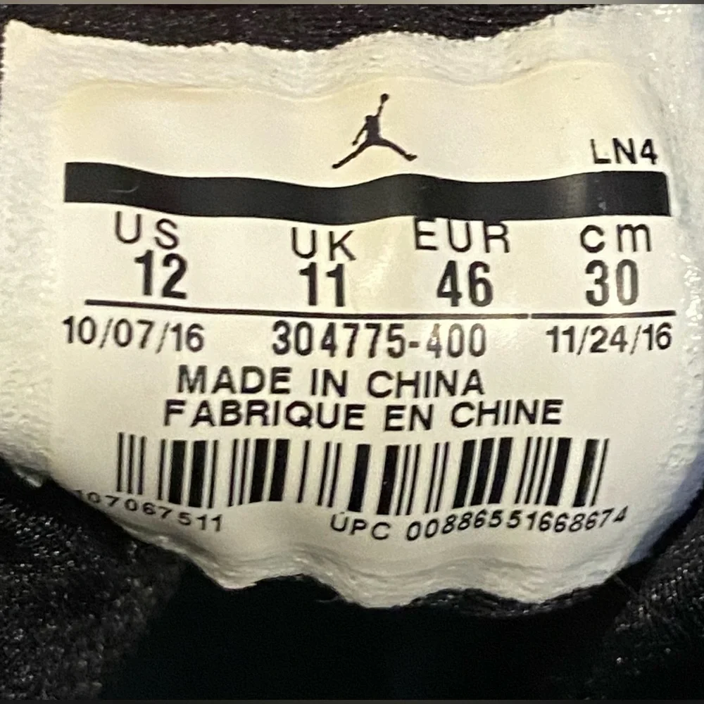 Air Jordan 7 Retro Pantone Nike 304775-400 Size 12